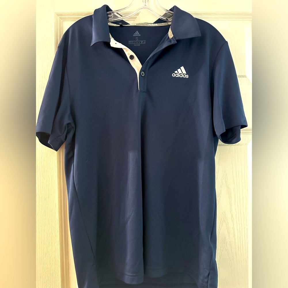 Men’s Adidas Golf Polo. Size Small.